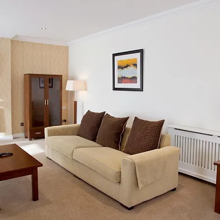 Hotell Moyvalley & Golf 4*