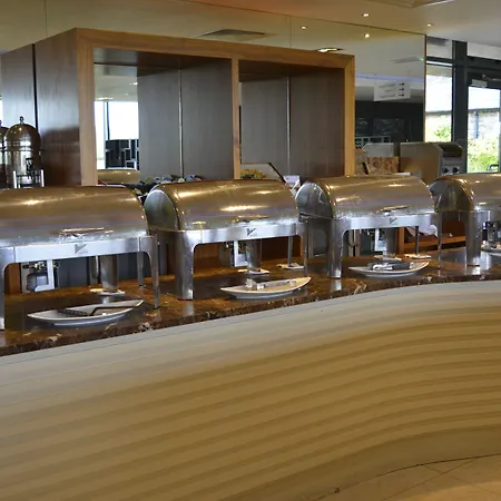 Hotel Moyvalley & Golf 4*