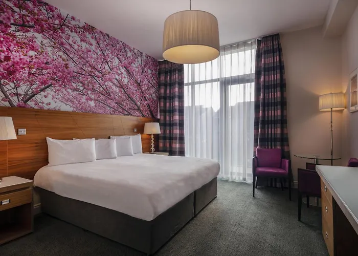 & Golf Hotel Moyvalley