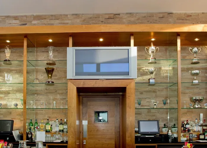 & Golf Hotel Moyvalley